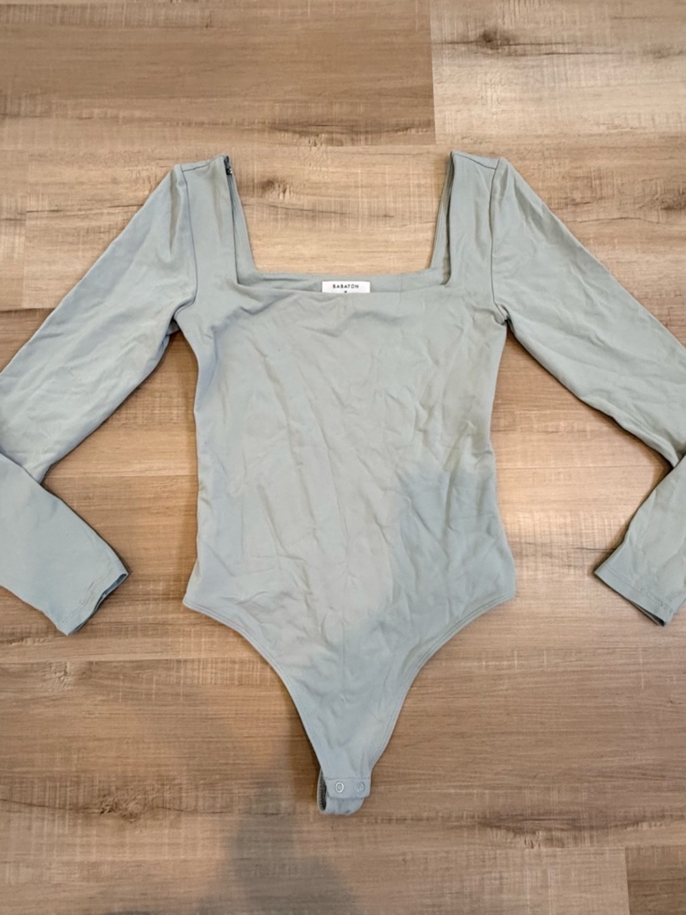 Aritzia Babaton Contour Squareneck Bodysuit In Light Green Size Medium - Picture 2 of 6